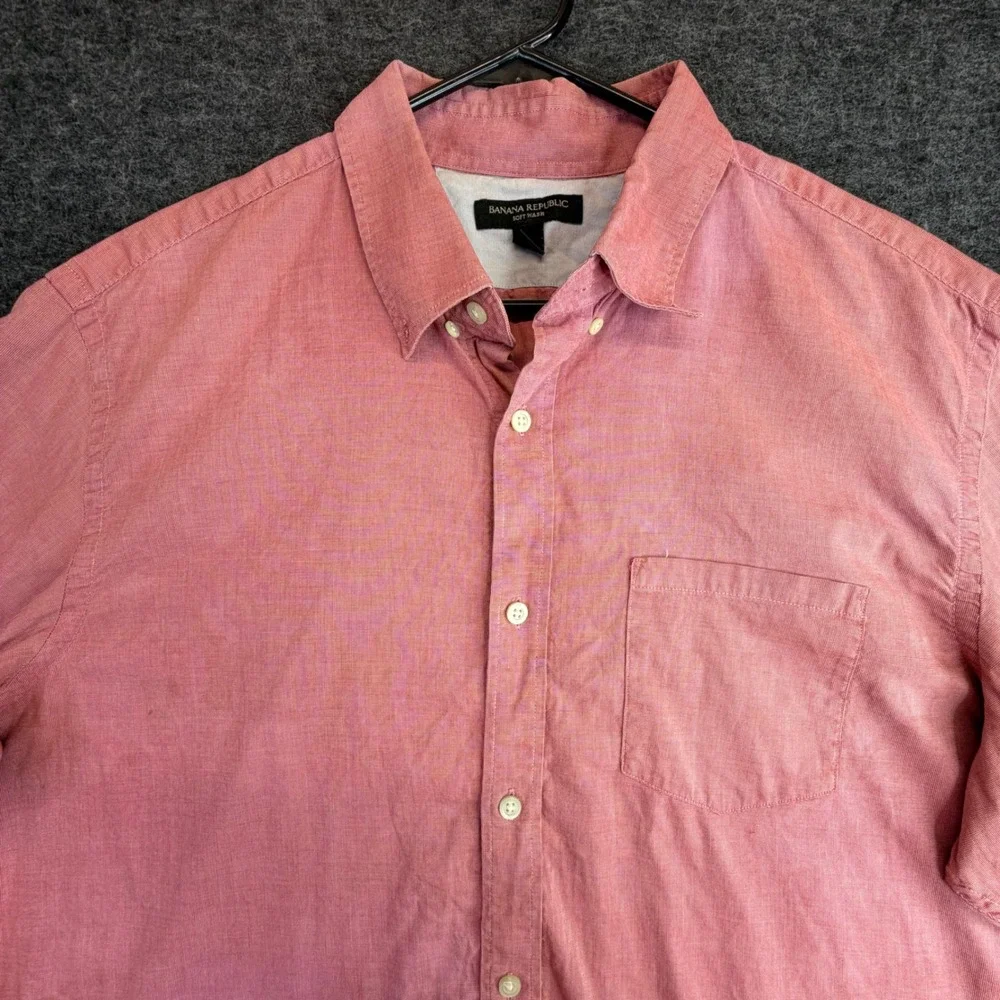 Banana Republic Button Down Shirt Mens XL Ranch Red Soft‎ Wash Cotton (READ)
